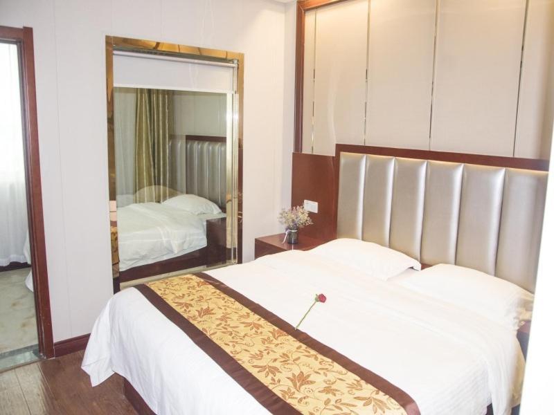 Greentree Inn Jiangsu Wuxi Jiangyin City Qingyang Town Fuqian Road Express Hotel Buitenkant foto